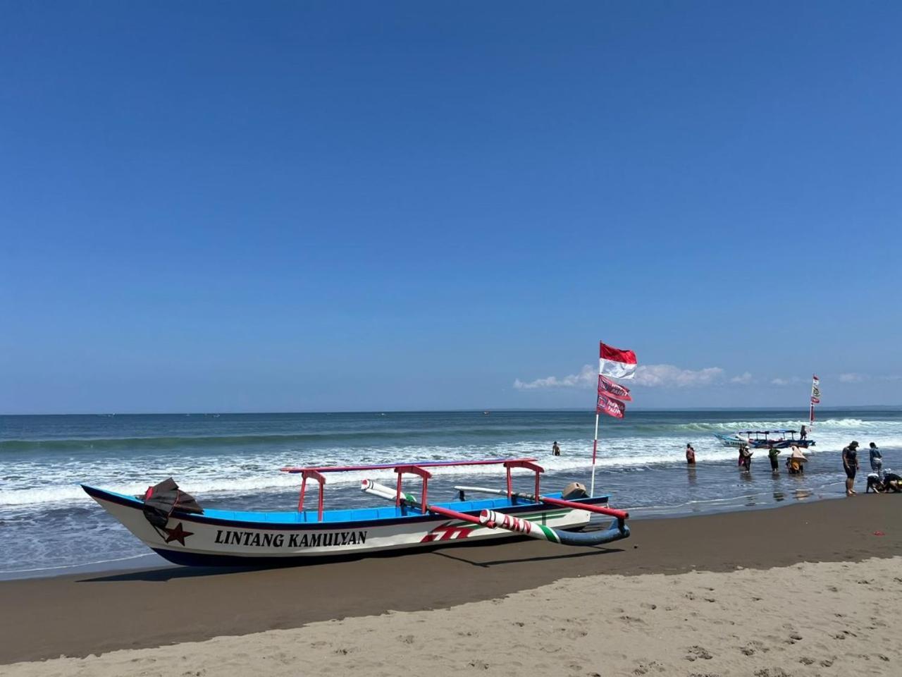 Hotel Century Pangandaran Exterior foto