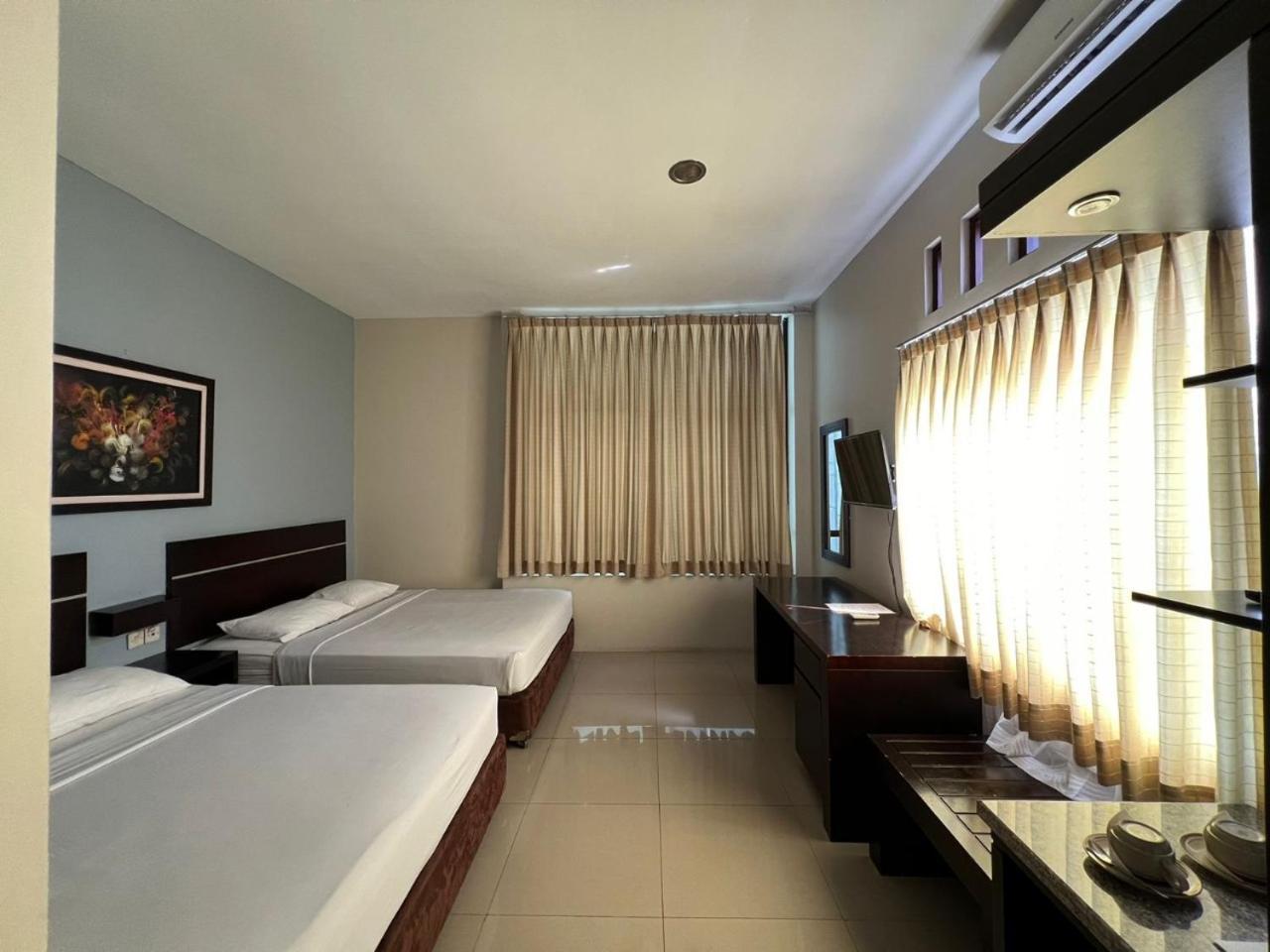Hotel Century Pangandaran Exterior foto
